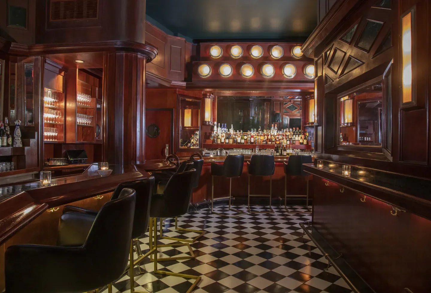 Interior of Temple Bar in New York City with a classic bar and decor.